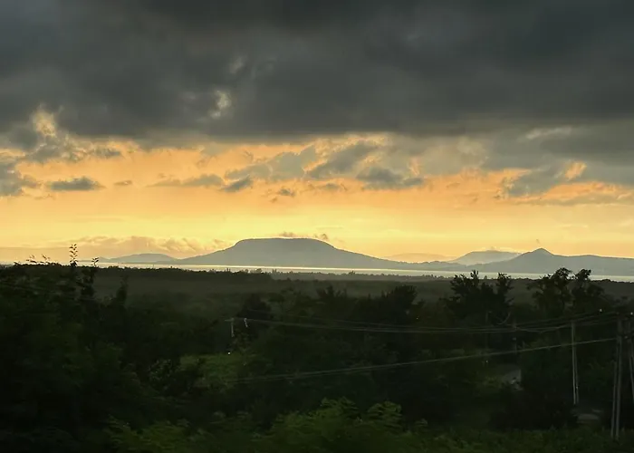 Wine & Space At Balaton דירה בלטונללה